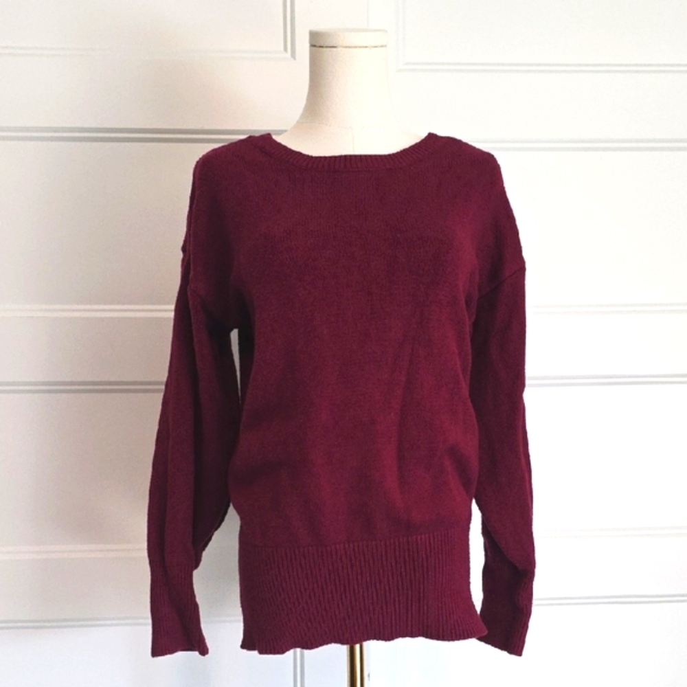 Elegant Maroon Crew Neck Backless Tie Sweater